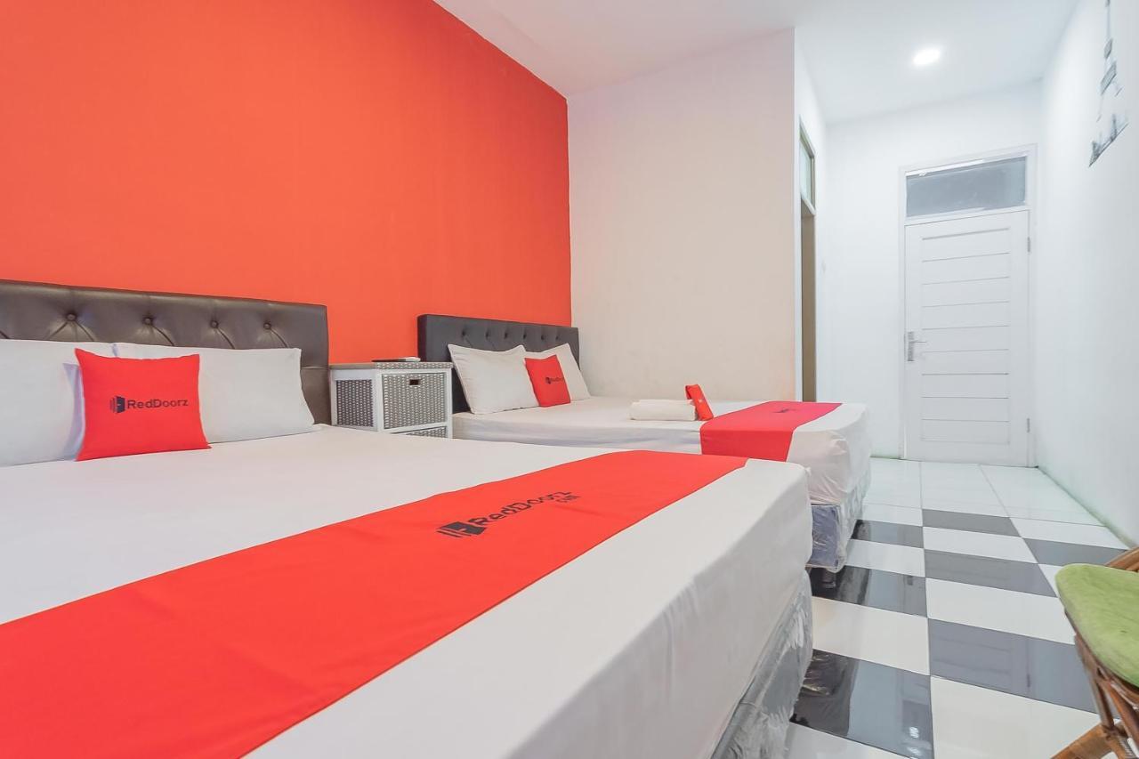 อมัวรี เวนิส Hotel บันดุง ภายนอก รูปภาพ