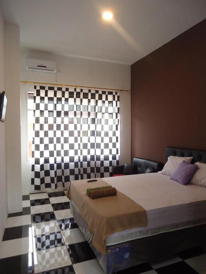 อมัวรี เวนิส Hotel บันดุง ภายนอก รูปภาพ